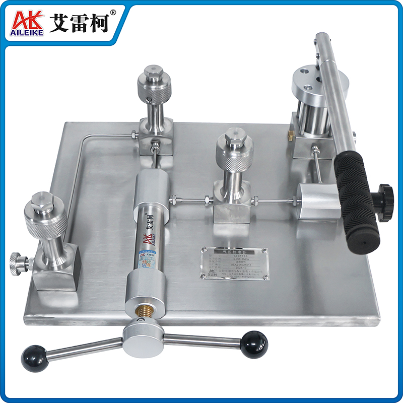 ALKT703气压校准台 