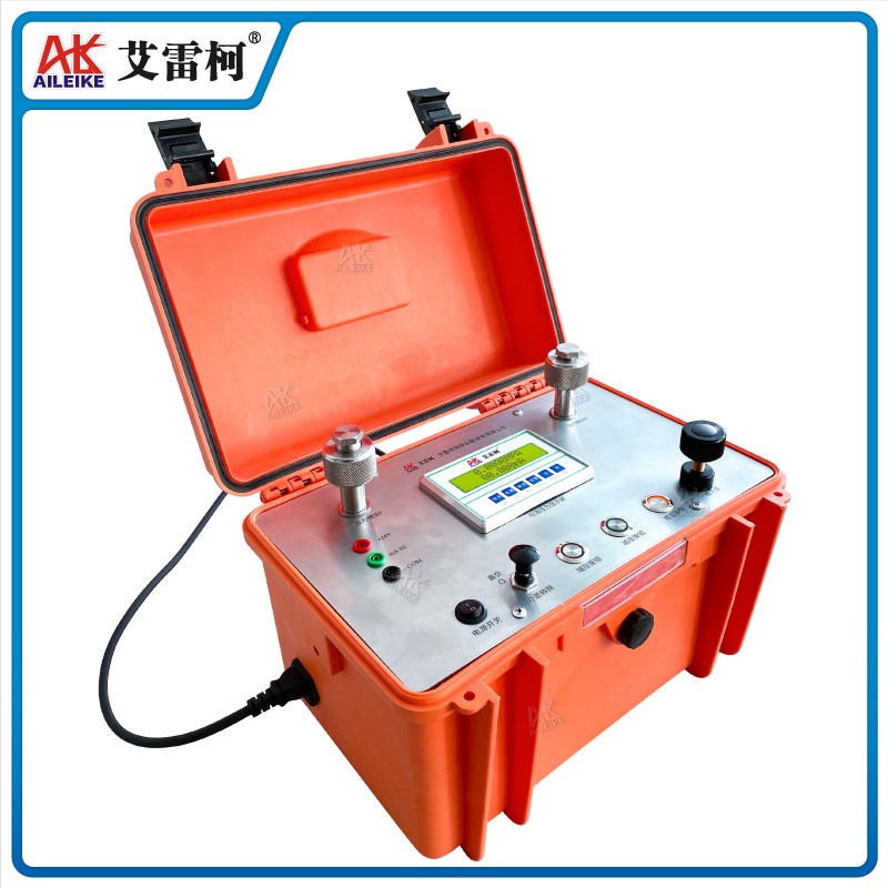 ALKD901A 箱式电动气压校准台
