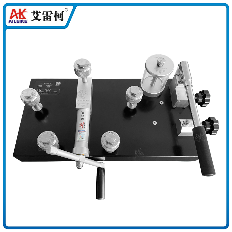 ALKT9803-5 液压校准台